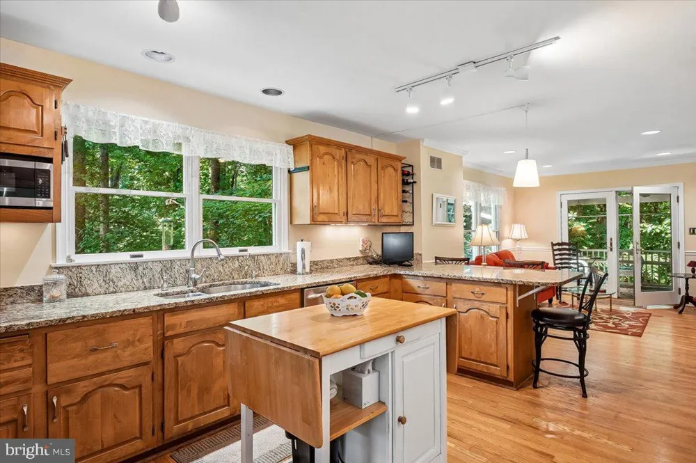 1070 FOXCROFT RUN Annapolis, MD 21401