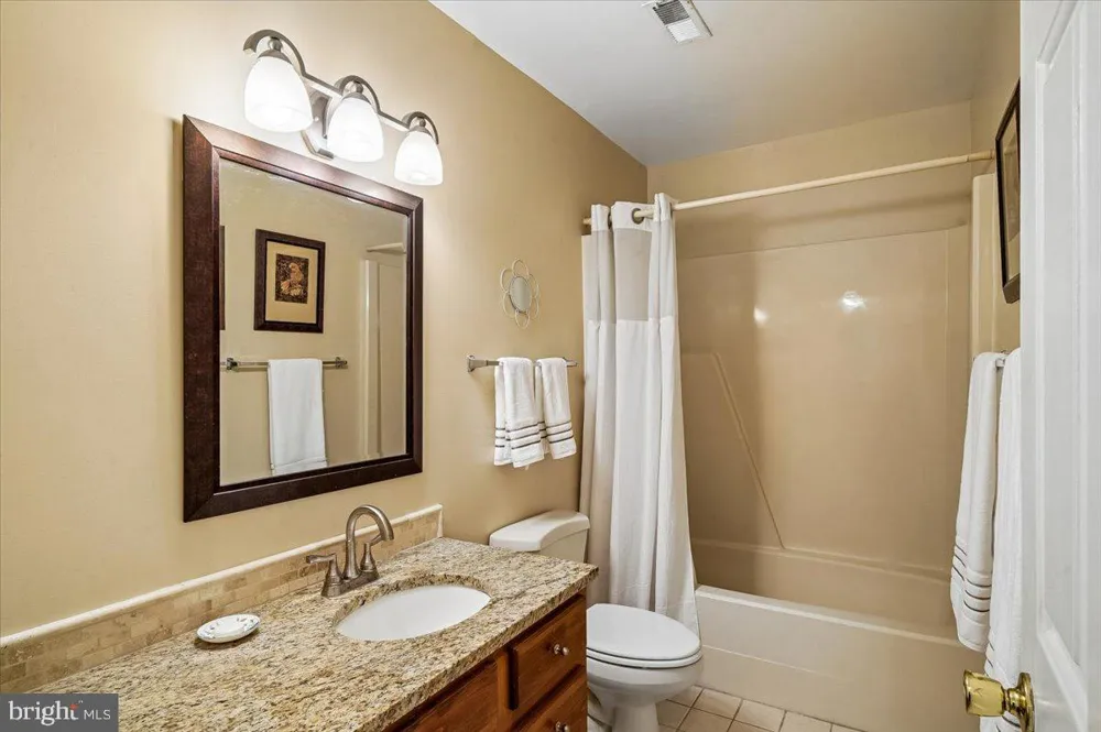 1070 FOXCROFT RUN Annapolis, MD 21401