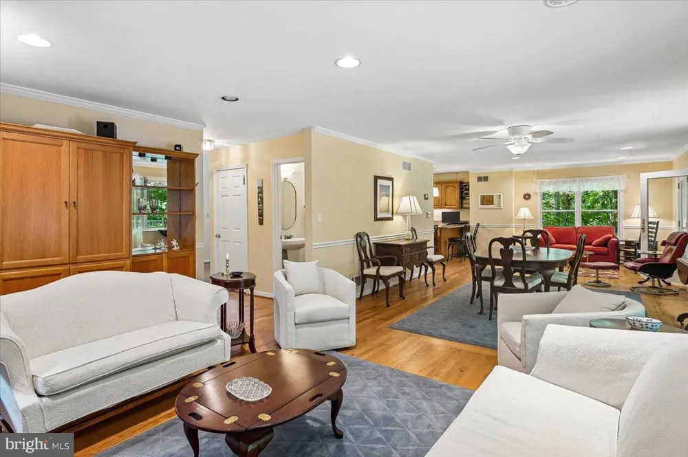 1070 FOXCROFT RUN Annapolis, MD 21401