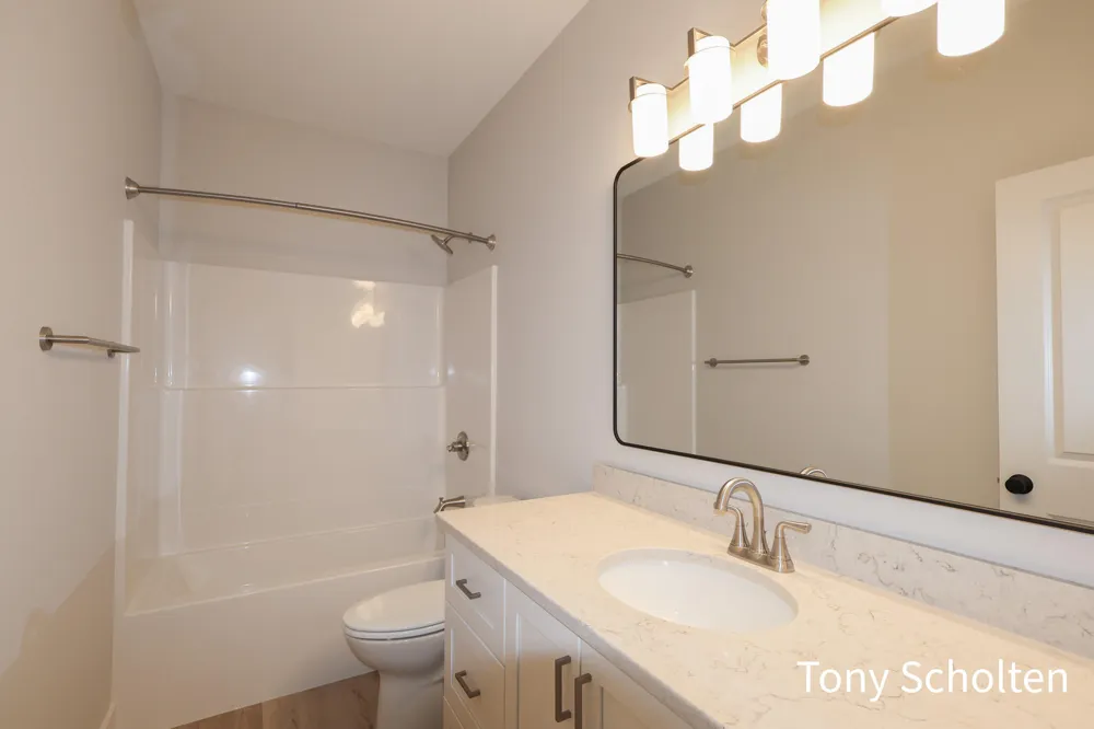 5133 Blendon Meadow Circle #26 Hudsonville, MI 49426