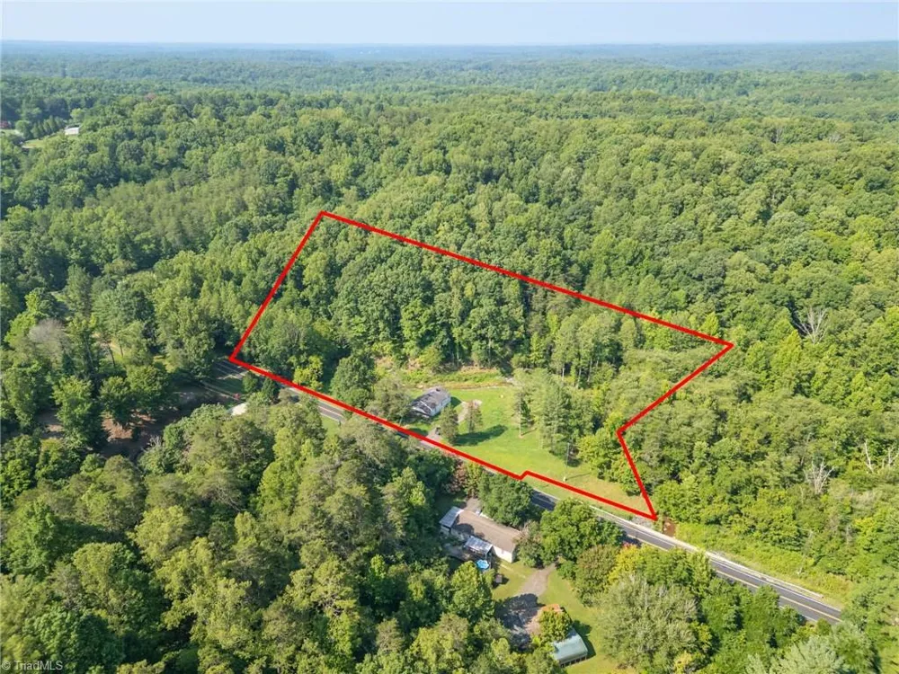 5650 Waller Road Pfafftown, NC 27040
