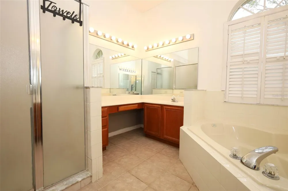 1730 TEALBRIAR AVENUE Oviedo, FL 32765