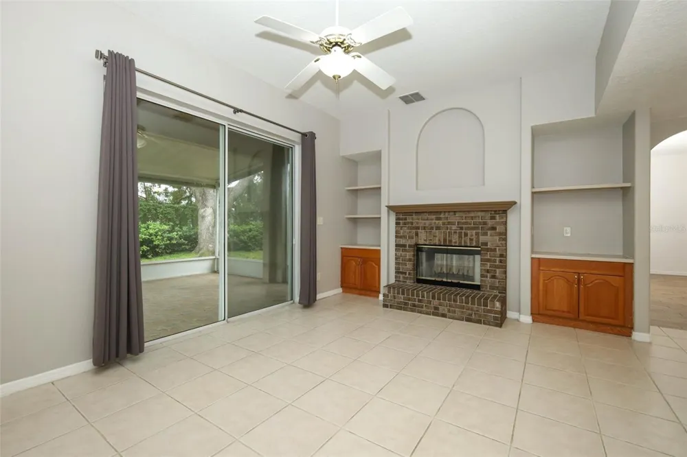 1730 TEALBRIAR AVENUE Oviedo, FL 32765