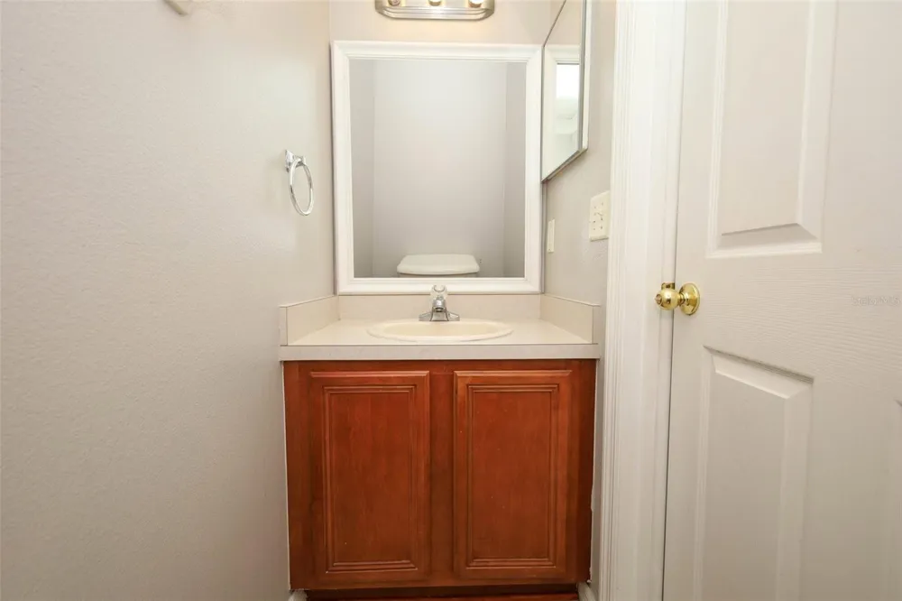 1730 TEALBRIAR AVENUE Oviedo, FL 32765