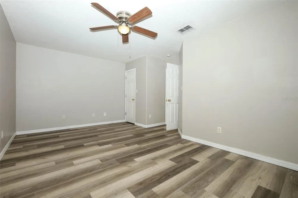 1730 TEALBRIAR AVENUE Oviedo, FL 32765