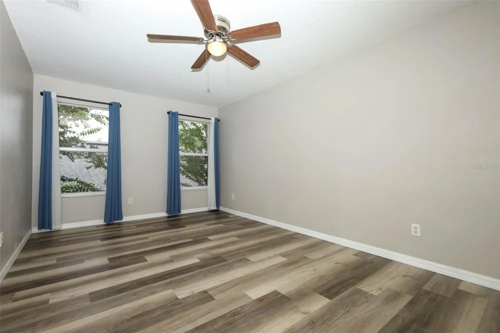 1730 TEALBRIAR AVENUE Oviedo, FL 32765