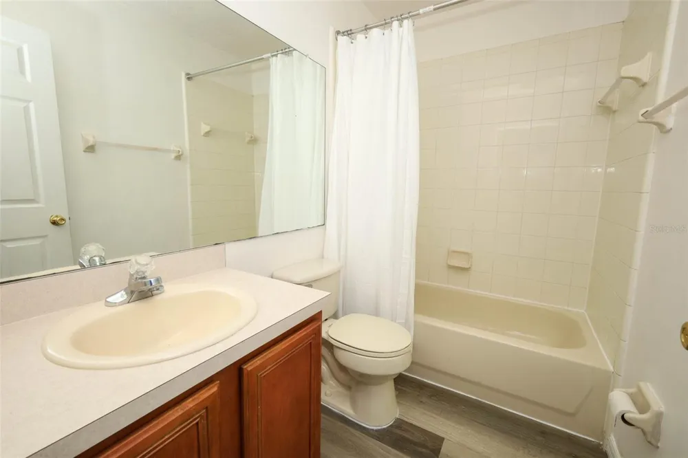 1730 TEALBRIAR AVENUE Oviedo, FL 32765