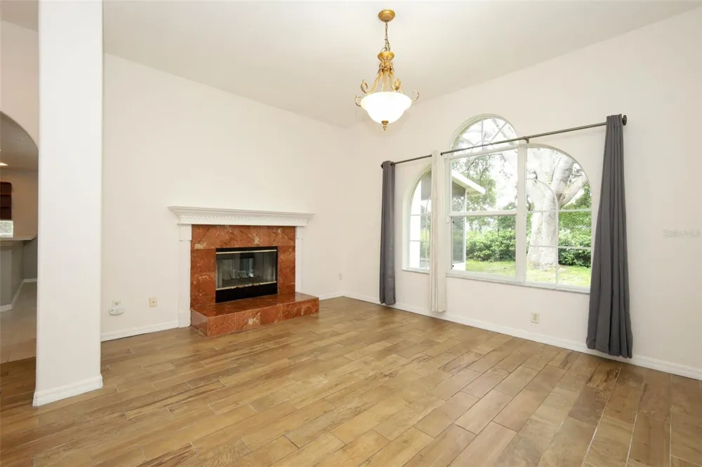 1730 TEALBRIAR AVENUE Oviedo, FL 32765