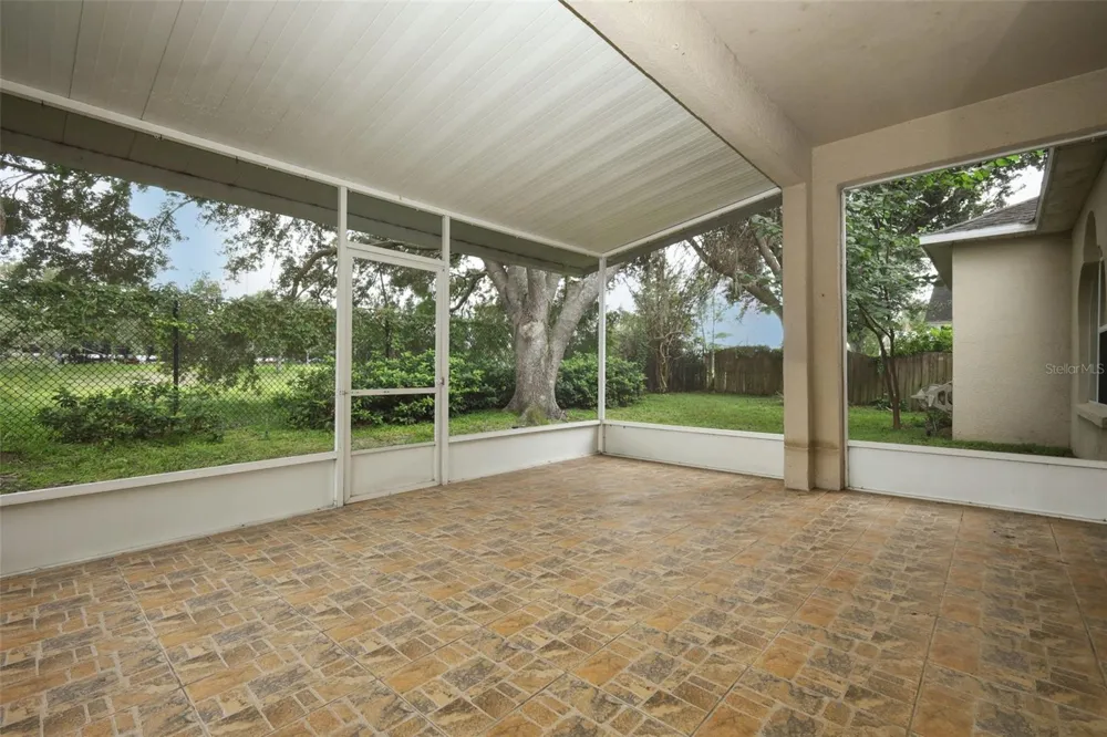 1730 TEALBRIAR AVENUE Oviedo, FL 32765