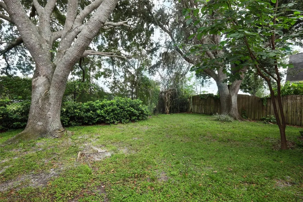 1730 TEALBRIAR AVENUE Oviedo, FL 32765
