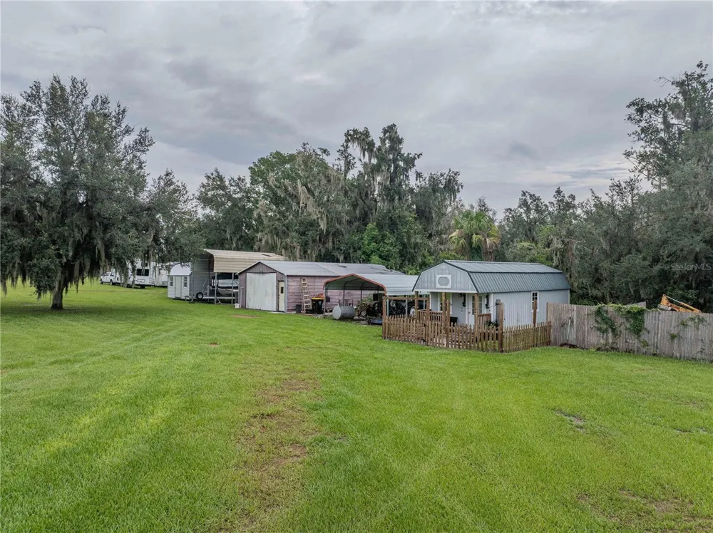 4280 TURNER ROAD Mulberry, FL 33860