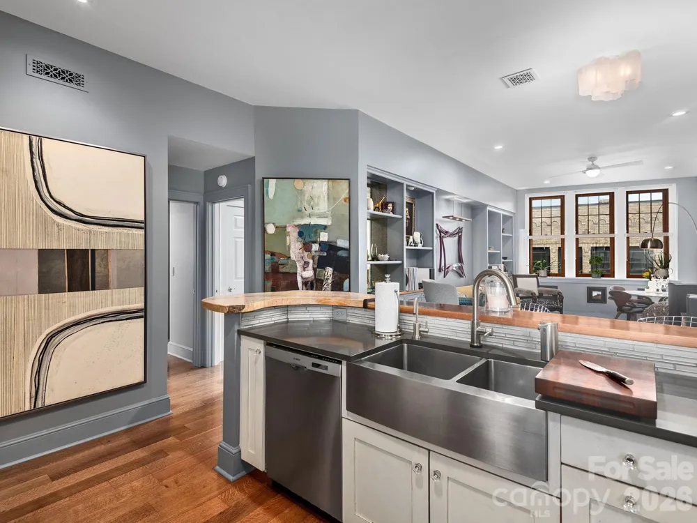 60 Haywood Street #3A Asheville, NC 28801