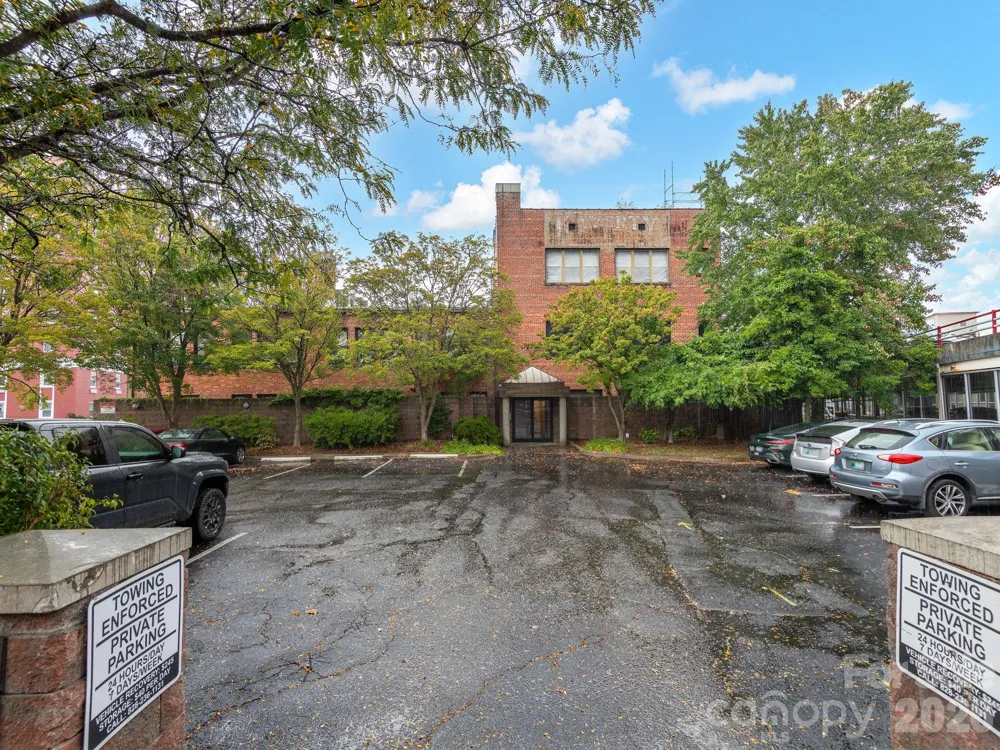 60 Haywood Street #3A Asheville, NC 28801