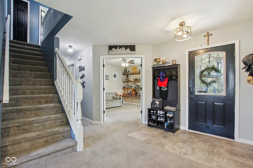 1694 Williamsburg Lane Franklin, IN 46131