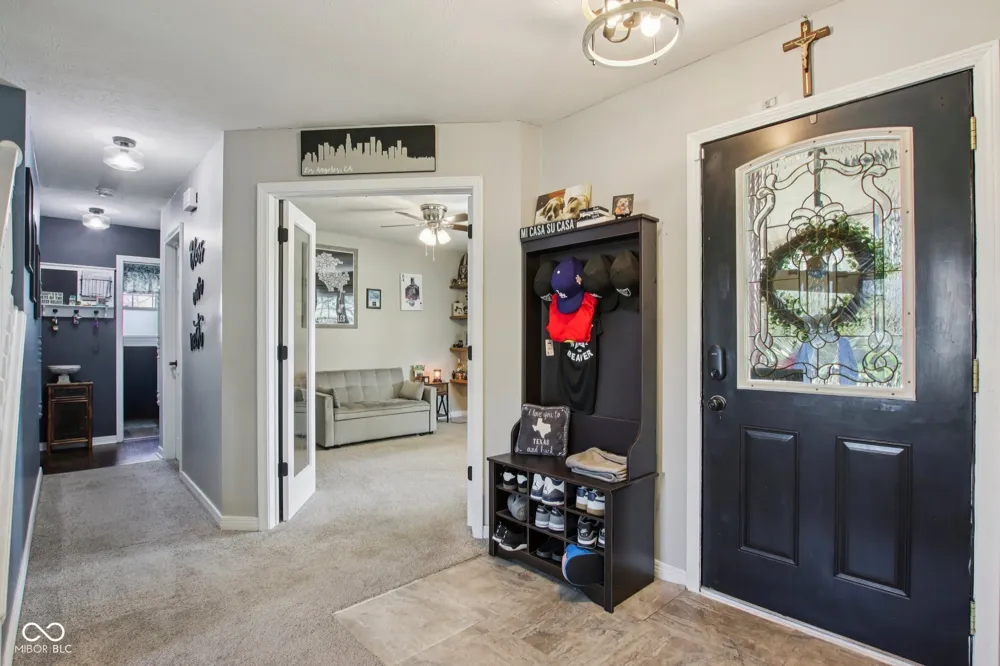 1694 Williamsburg Lane Franklin, IN 46131
