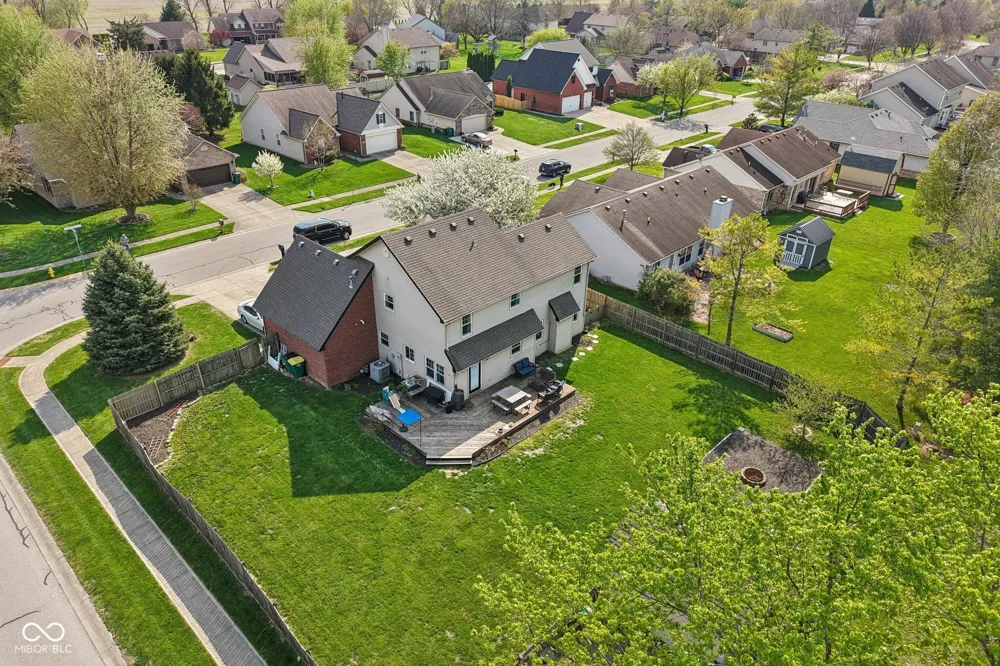 1694 Williamsburg Lane Franklin, IN 46131