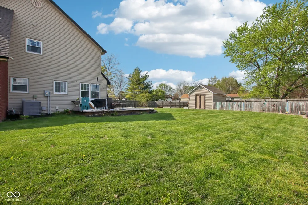 1694 Williamsburg Lane Franklin, IN 46131