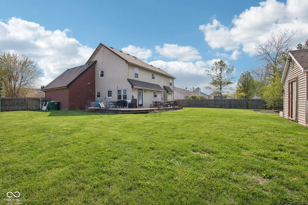 1694 Williamsburg Lane Franklin, IN 46131