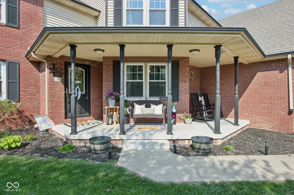 1694 Williamsburg Lane Franklin, IN 46131