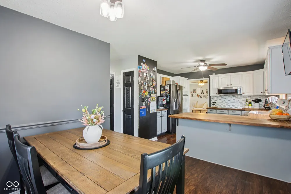 1694 Williamsburg Lane Franklin, IN 46131