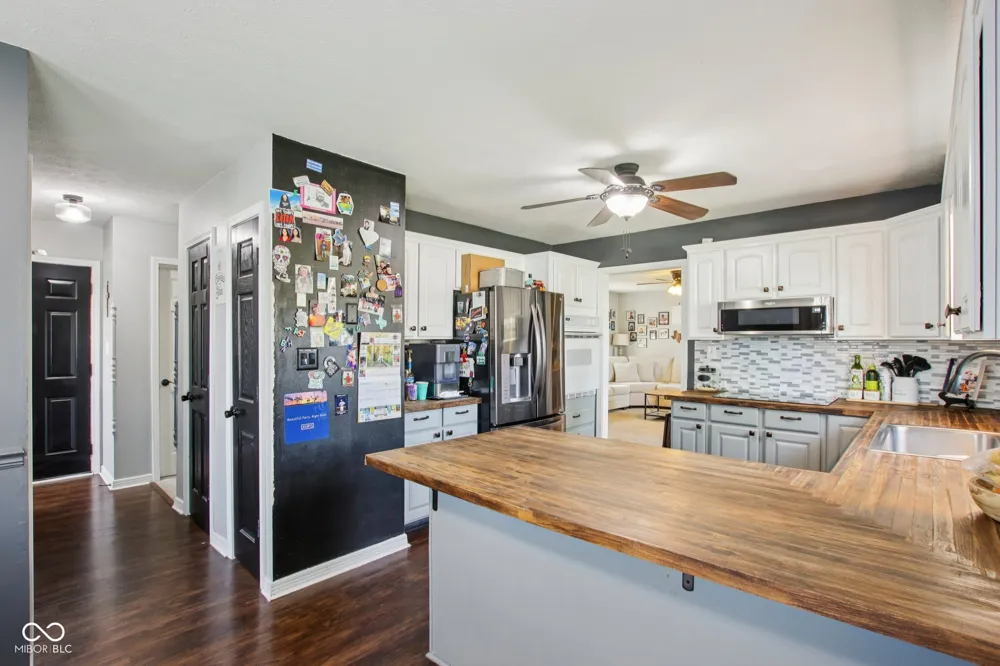 1694 Williamsburg Lane Franklin, IN 46131
