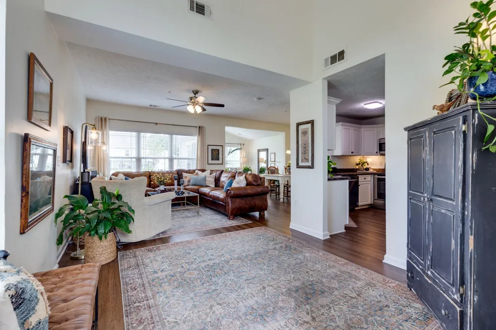 1055 Somerset Springs Dr Spring Hill, TN 37174