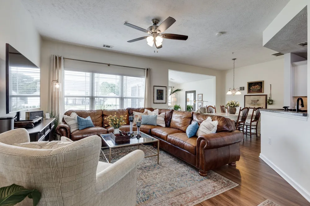 1055 Somerset Springs Dr Spring Hill, TN 37174
