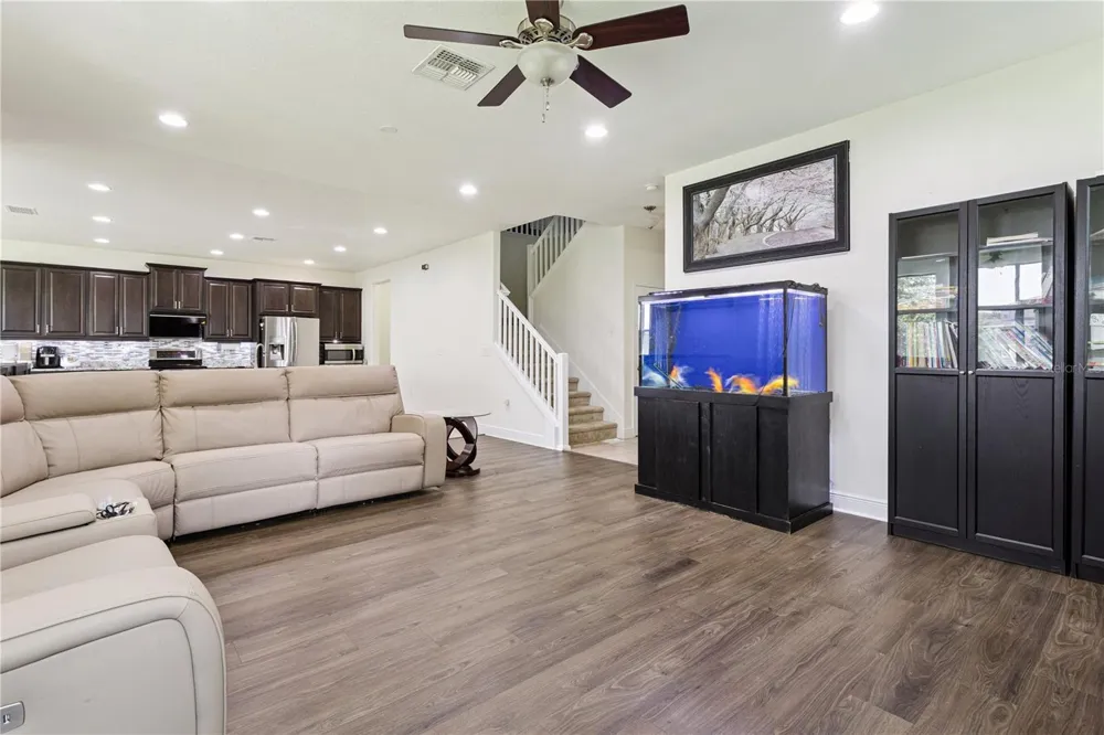 3254 LANDING VIEW Tavares, FL 32778