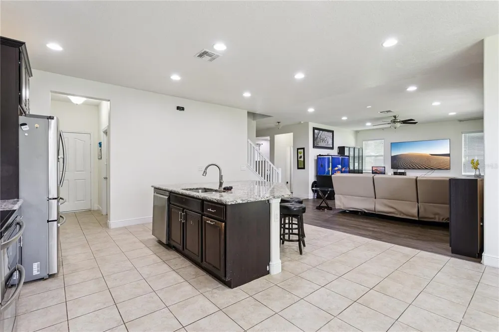 3254 LANDING VIEW Tavares, FL 32778