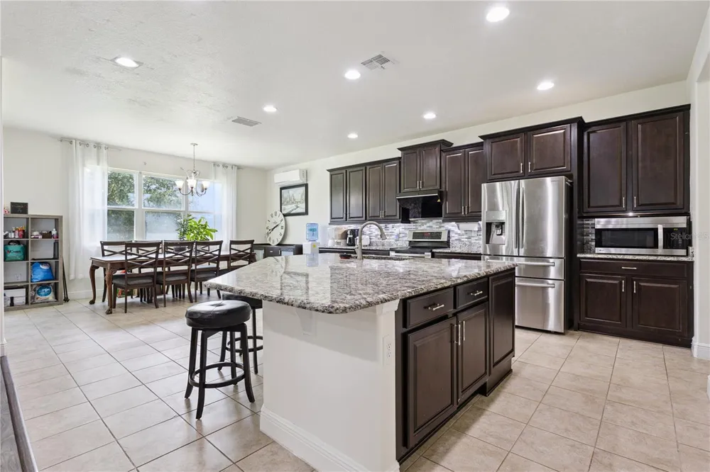 3254 LANDING VIEW Tavares, FL 32778