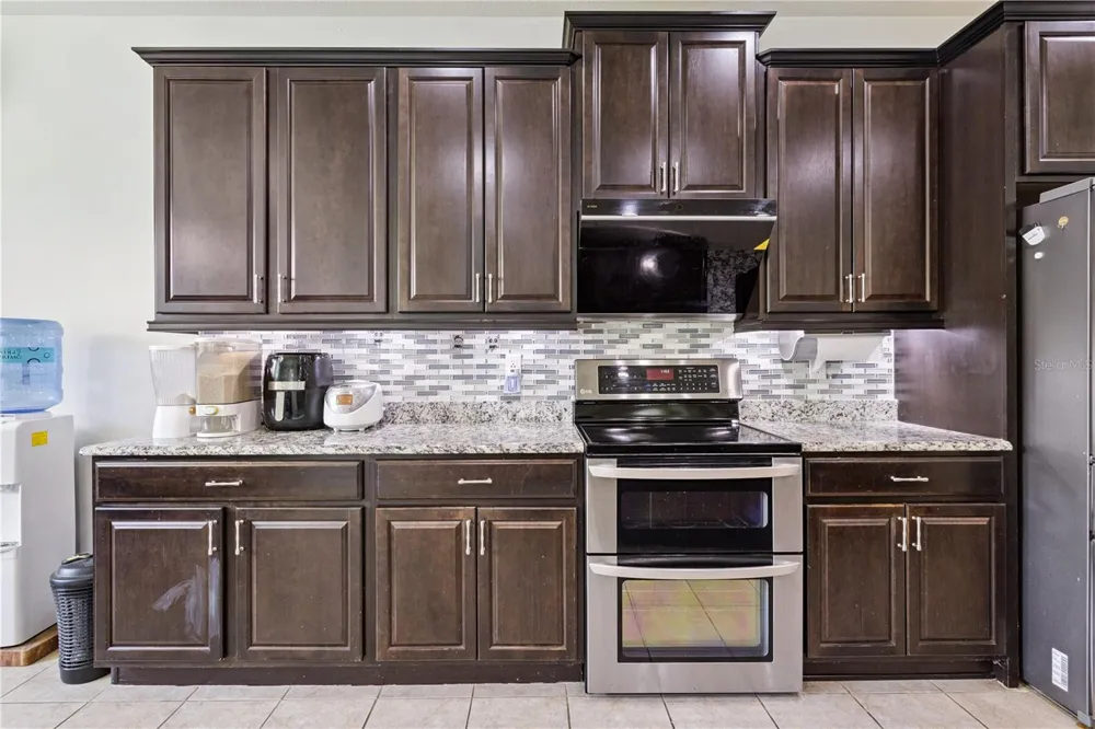 3254 LANDING VIEW Tavares, FL 32778