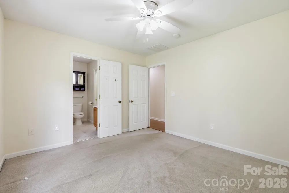 320 Meadowbrook Drive Canton, NC 28716