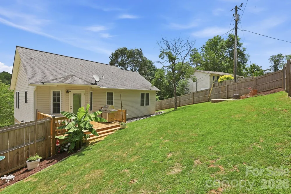 320 Meadowbrook Drive Canton, NC 28716