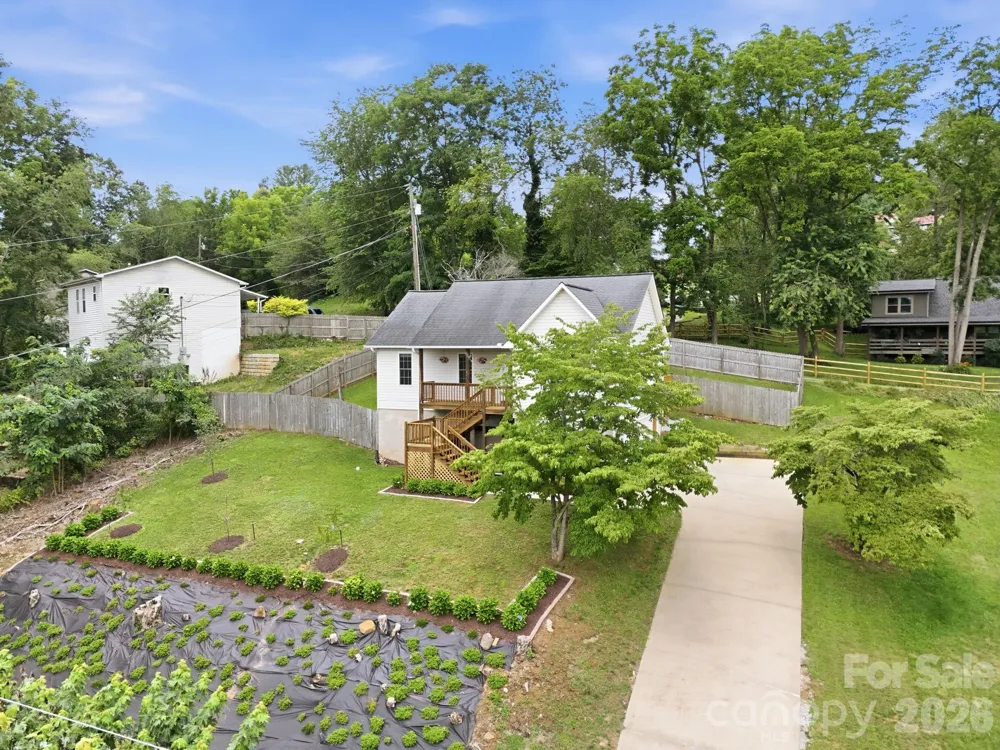 320 Meadowbrook Drive Canton, NC 28716