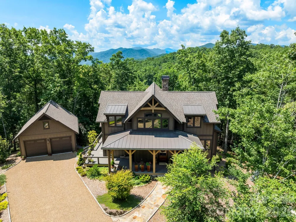 174 Dancing Wind Lane Marshall, NC 28753