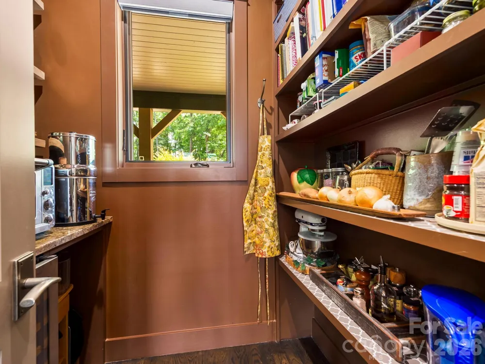 174 Dancing Wind Lane Marshall, NC 28753