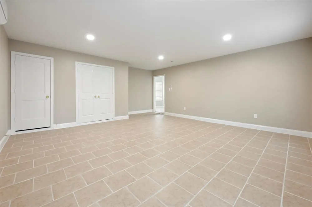 3479 Rockrill Drive Houston, TX 77045