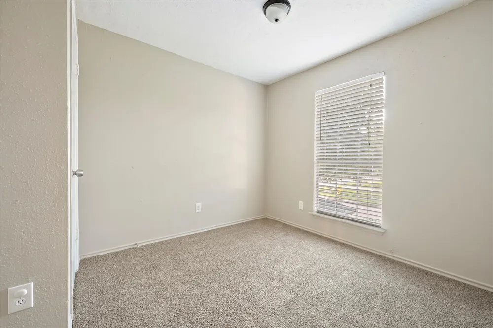 3479 Rockrill Drive Houston, TX 77045
