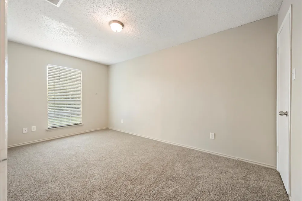 3479 Rockrill Drive Houston, TX 77045
