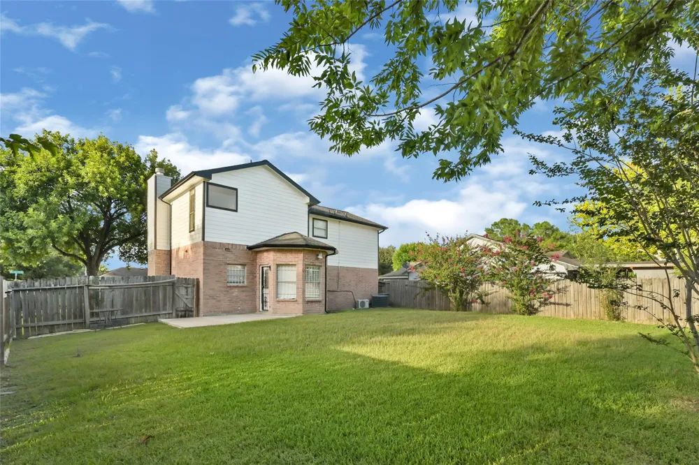 3479 Rockrill Drive Houston, TX 77045