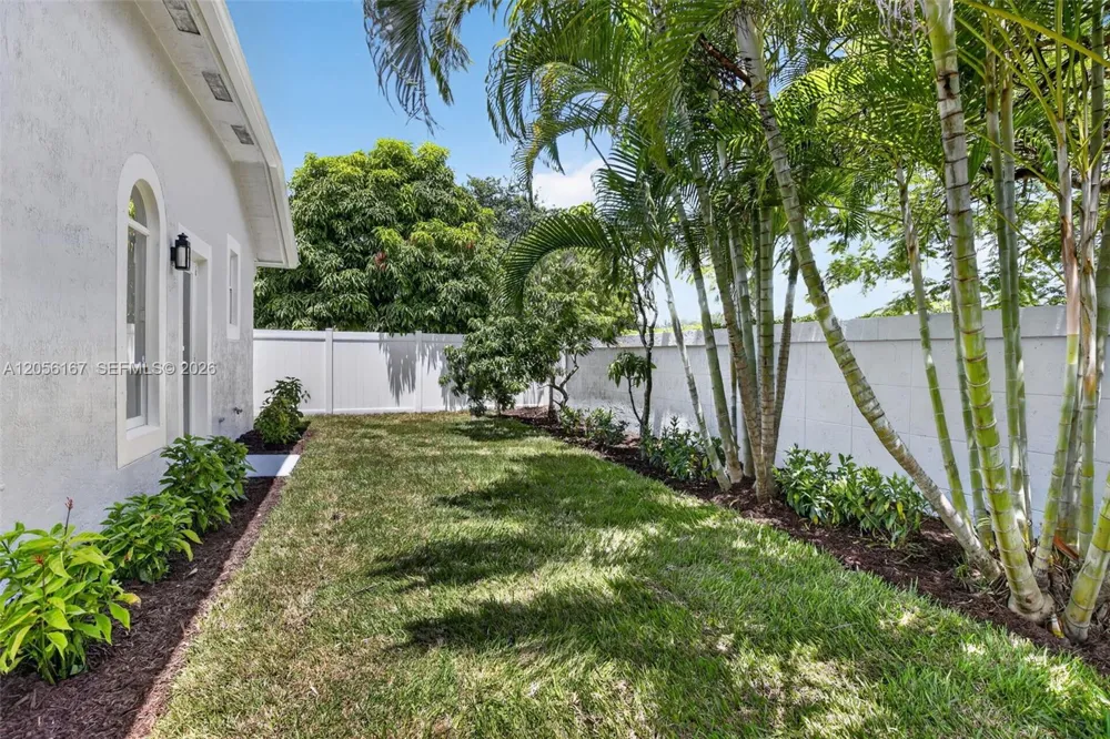 13791 NW 23rd St Pembroke Pines, FL 33028