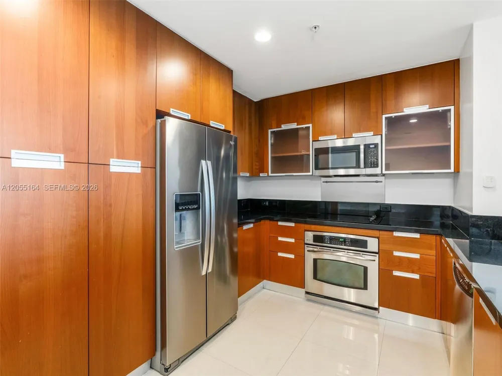 7901 Hispanola Ave #1905 North Bay Village, FL 33141