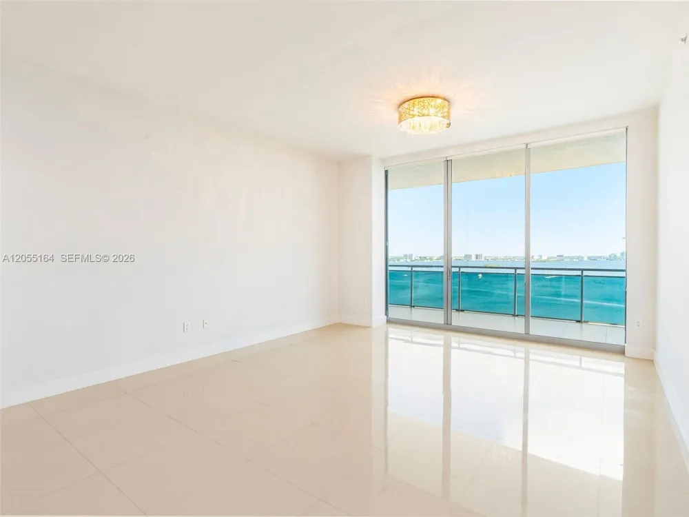 7901 Hispanola Ave #1905 North Bay Village, FL 33141