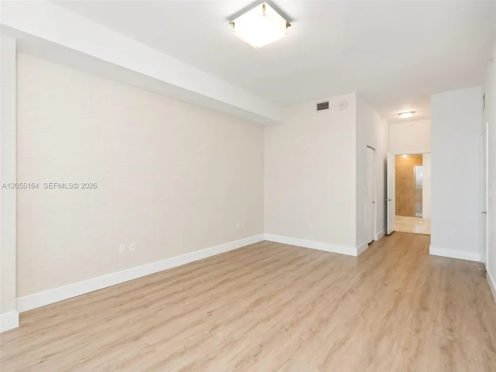 7901 Hispanola Ave #1905 North Bay Village, FL 33141