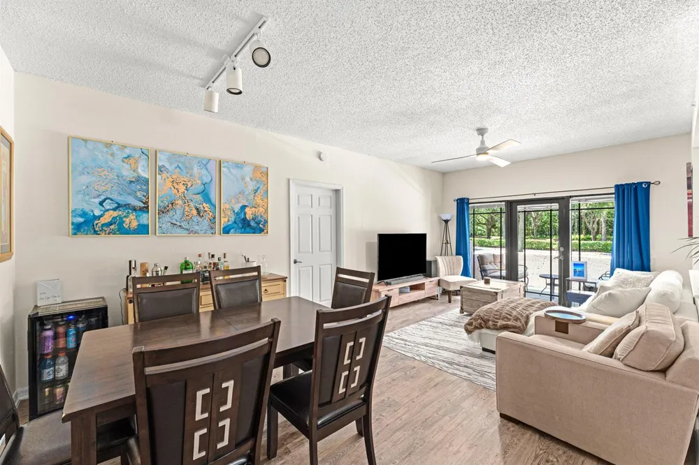 2801 SARENTO PLACE #102 Palm Beach Gardens, FL 33410