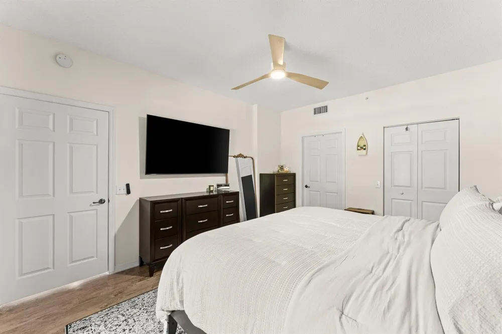 2801 SARENTO PLACE #102 Palm Beach Gardens, FL 33410