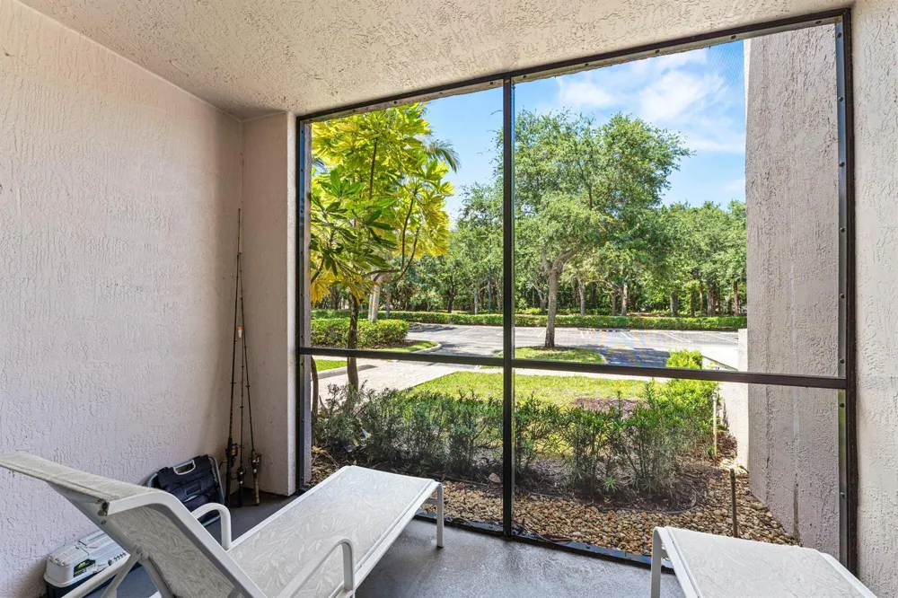 2801 SARENTO PLACE #102 Palm Beach Gardens, FL 33410