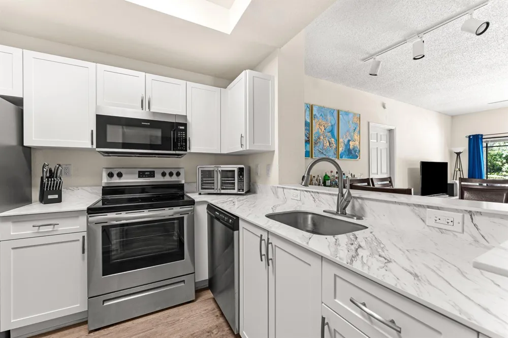 2801 SARENTO PLACE #102 Palm Beach Gardens, FL 33410