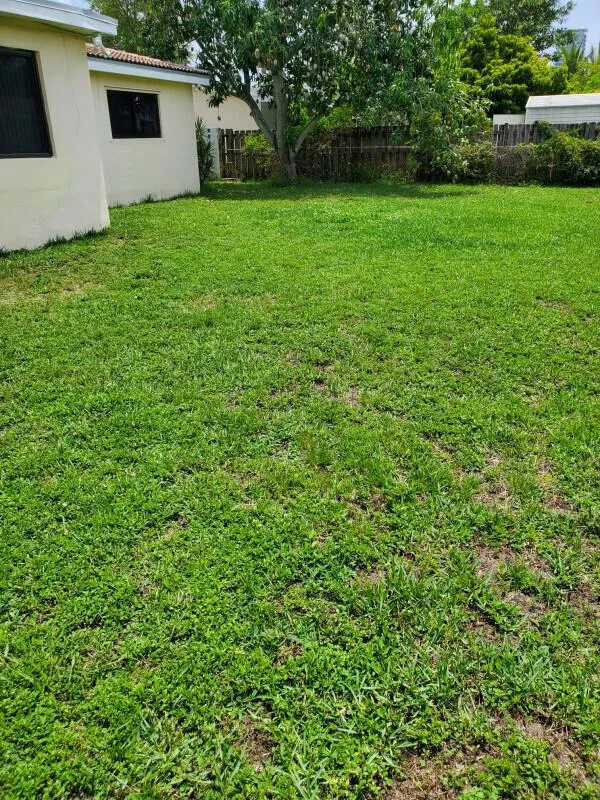 2460 NE 215th Street Miami, FL 33180
