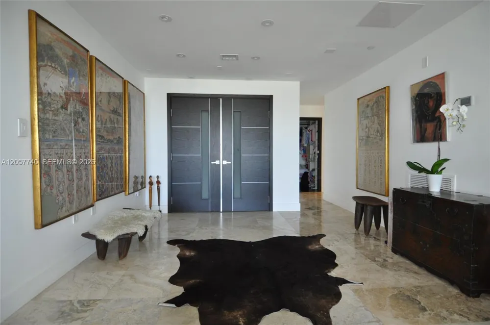 430 Grand Bay Dr #708 Key Biscayne, FL 33149